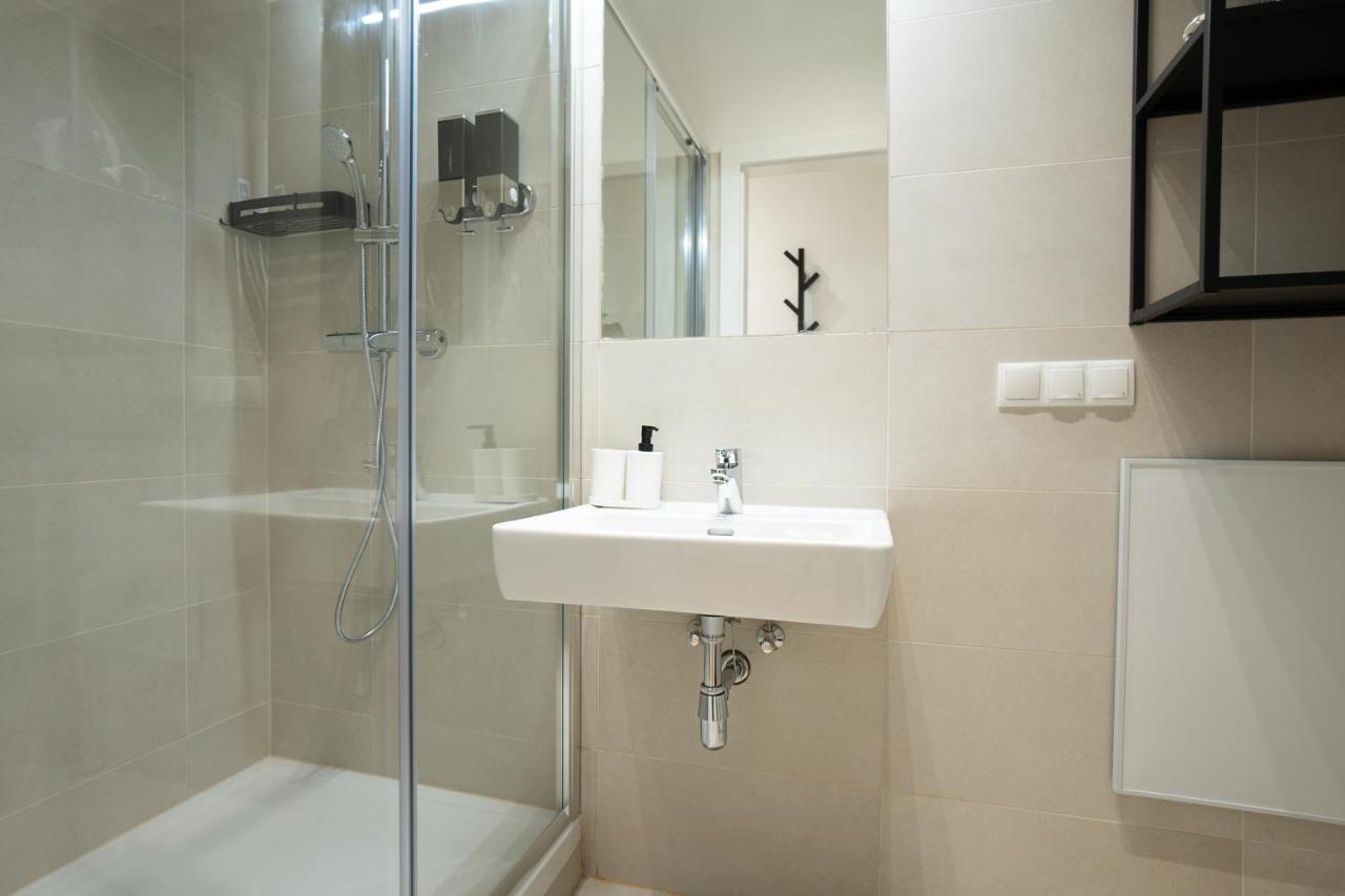 Cosy Brand-new In A Calm Discrict Of Appartement